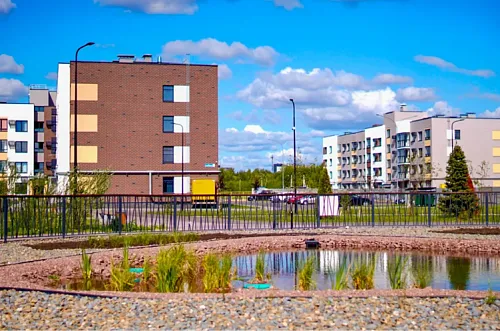 Собственный водоем на территории жилого комплекса